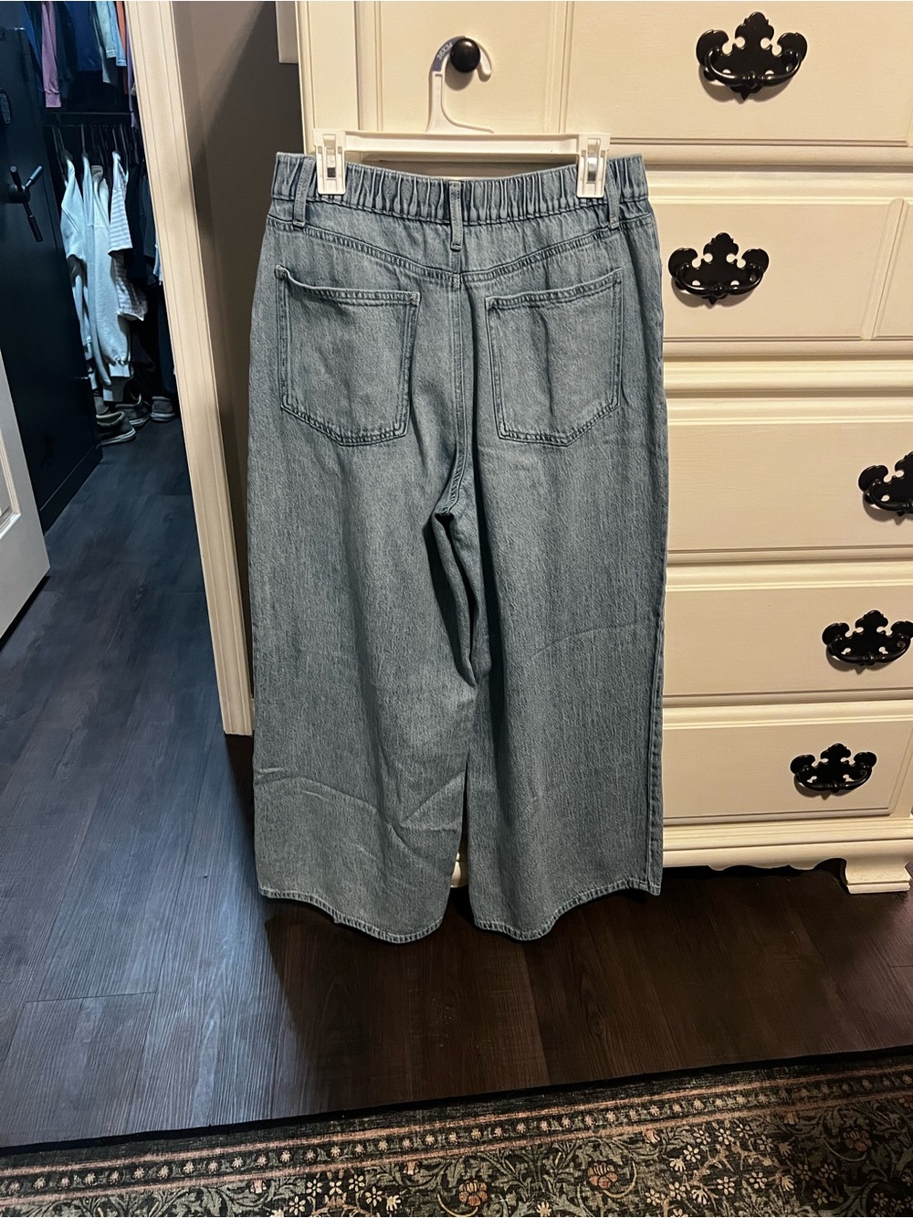Wide Leg Rewash Jeans - Picture 3 of 3